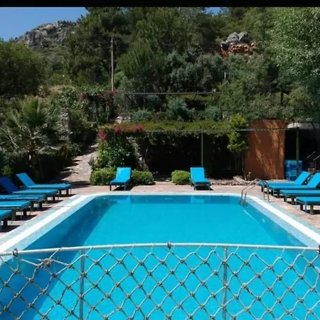 Soeguet Butik Hotel * 말마리스